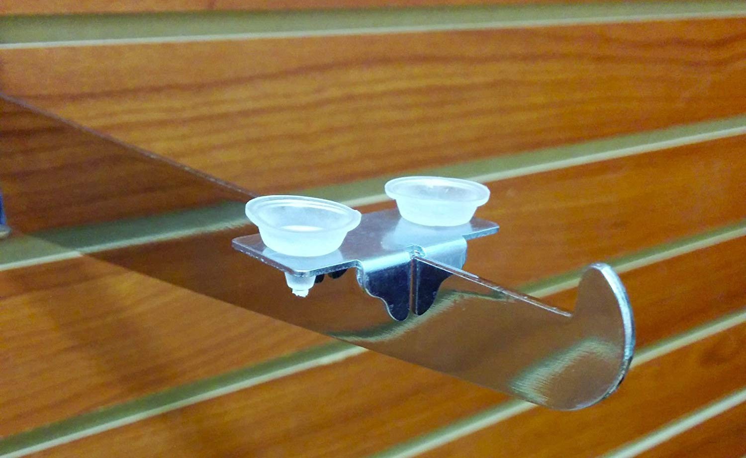 Center Shelf Rest Clip & Rubber Cushion for Brackets to Hang Glass, Wood Or M…