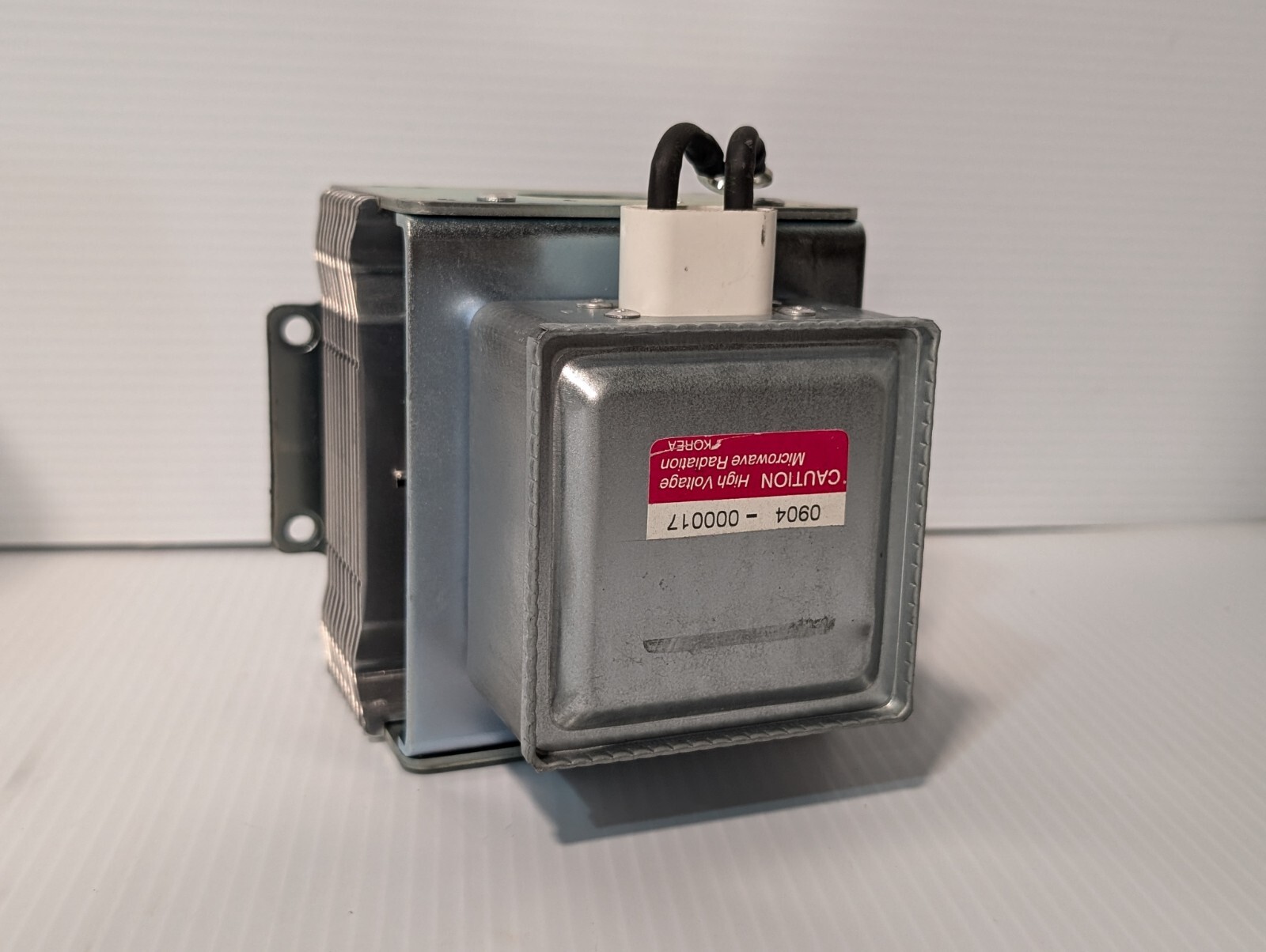 Unbranded 0904-000017 Microwave Magnetron