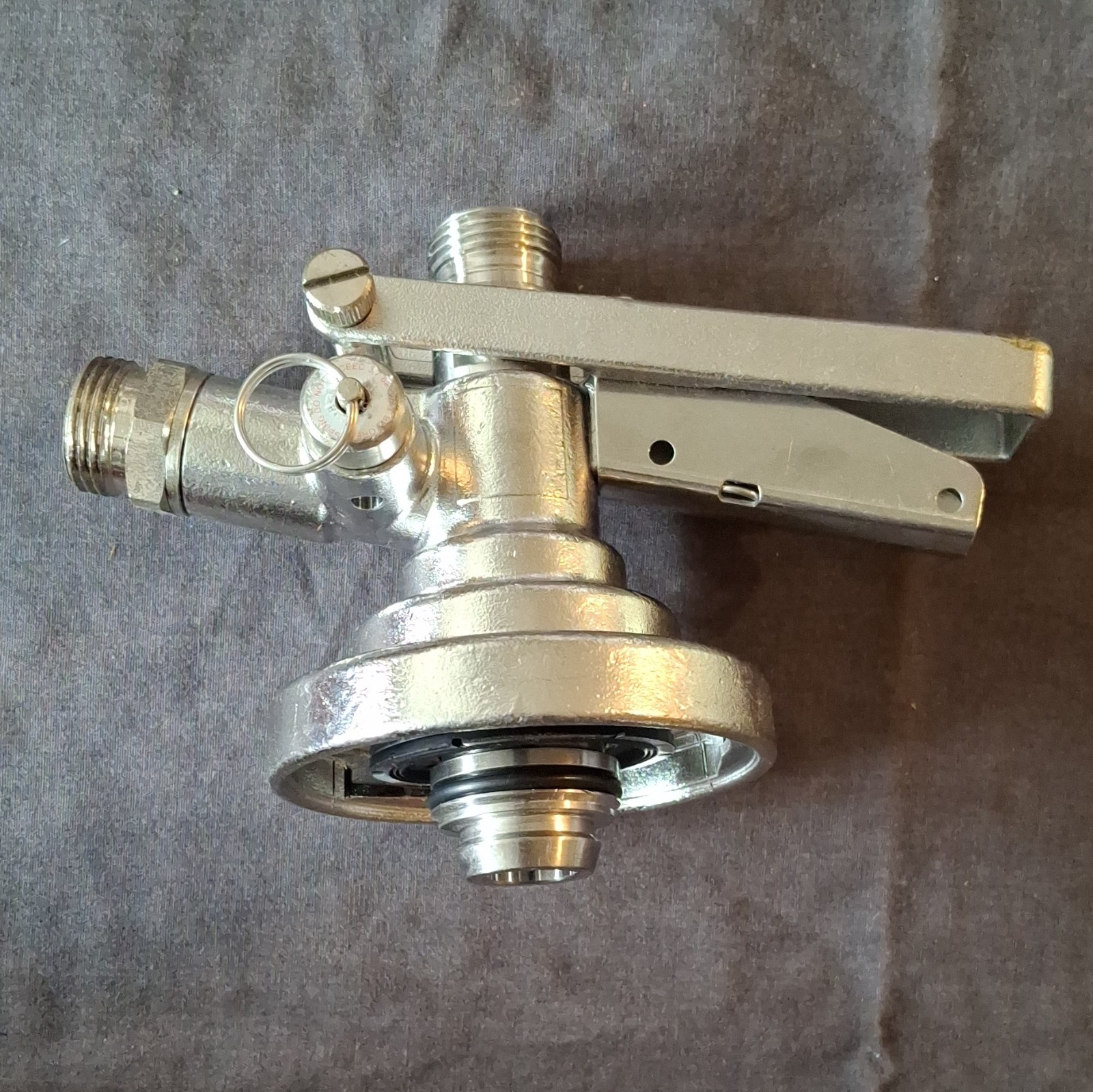 KeyKeg Draft Beer Keg Coupler Tap w/ Lever Handle – Commercial