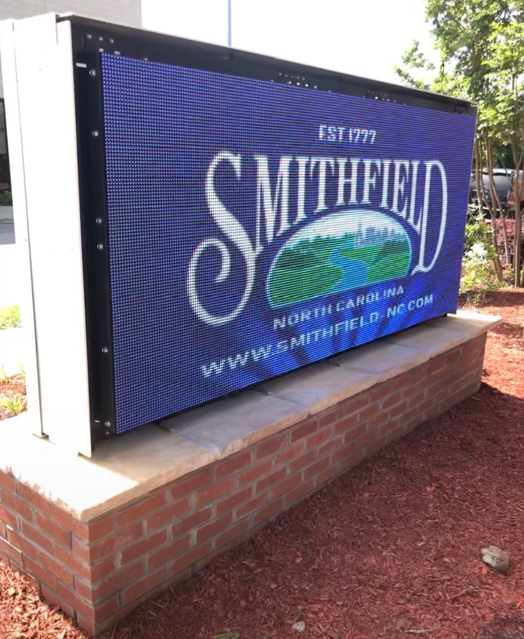 LED Sign Outdoor Board Full Color Programmable 57 in x 38 in – Made in USA