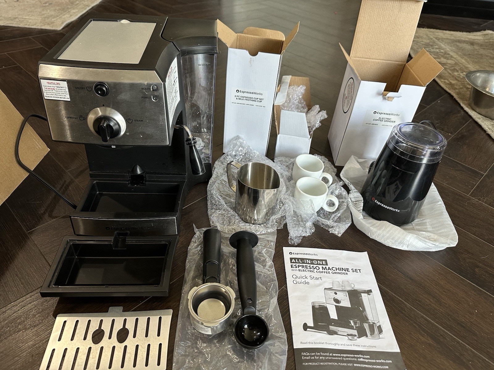 EspressoWorks All-In-One Espresso Machine with Milk Frother 7-Piece Set
