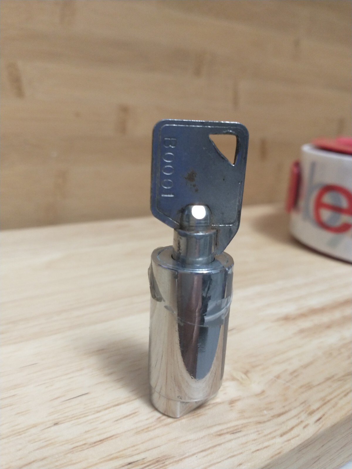 2 pc. Snack soda drink vending machine key & lock #B0001 used unbranded key