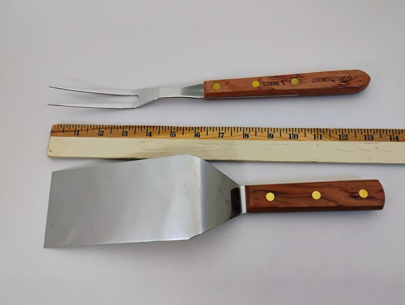Dexter USA 6X3 S8696 Hibachi Stainless Spatula & 13.5″ S2896 1/2 Fork Factory2nd