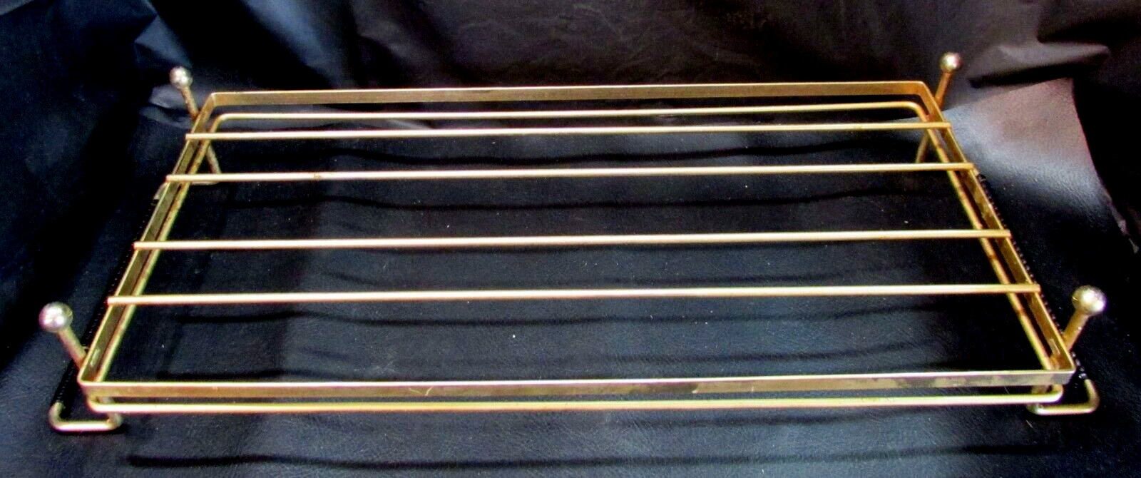 Four Rectangle Clear Glass Serving Dish Large 3x8x17 Gold Tone Steel Wire Rack