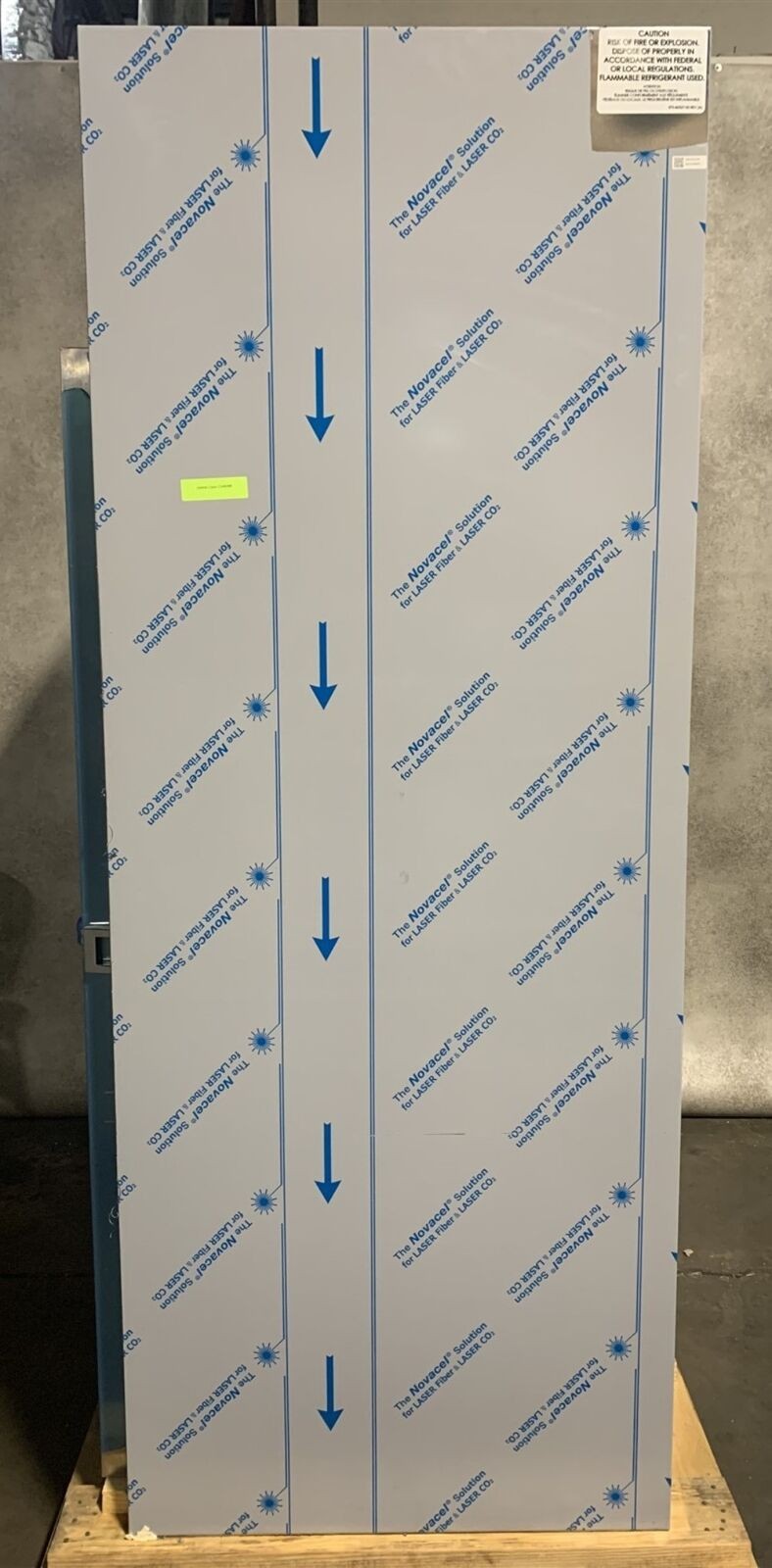 Traulsen ARI132LUT-FHS 36″ Solid Door Freestanding Roll In Refrigerator