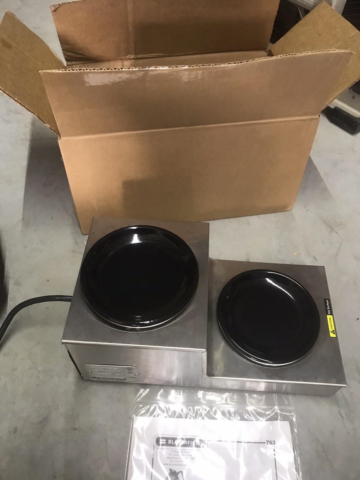 NEW Bloomfield 8708DSU Step Up Coffee Warmer Warming Stand with 2 pots