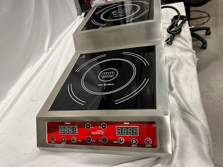 Avantco Stainless Steel Double Countertop Step-Up Induction Range – 208-240V.