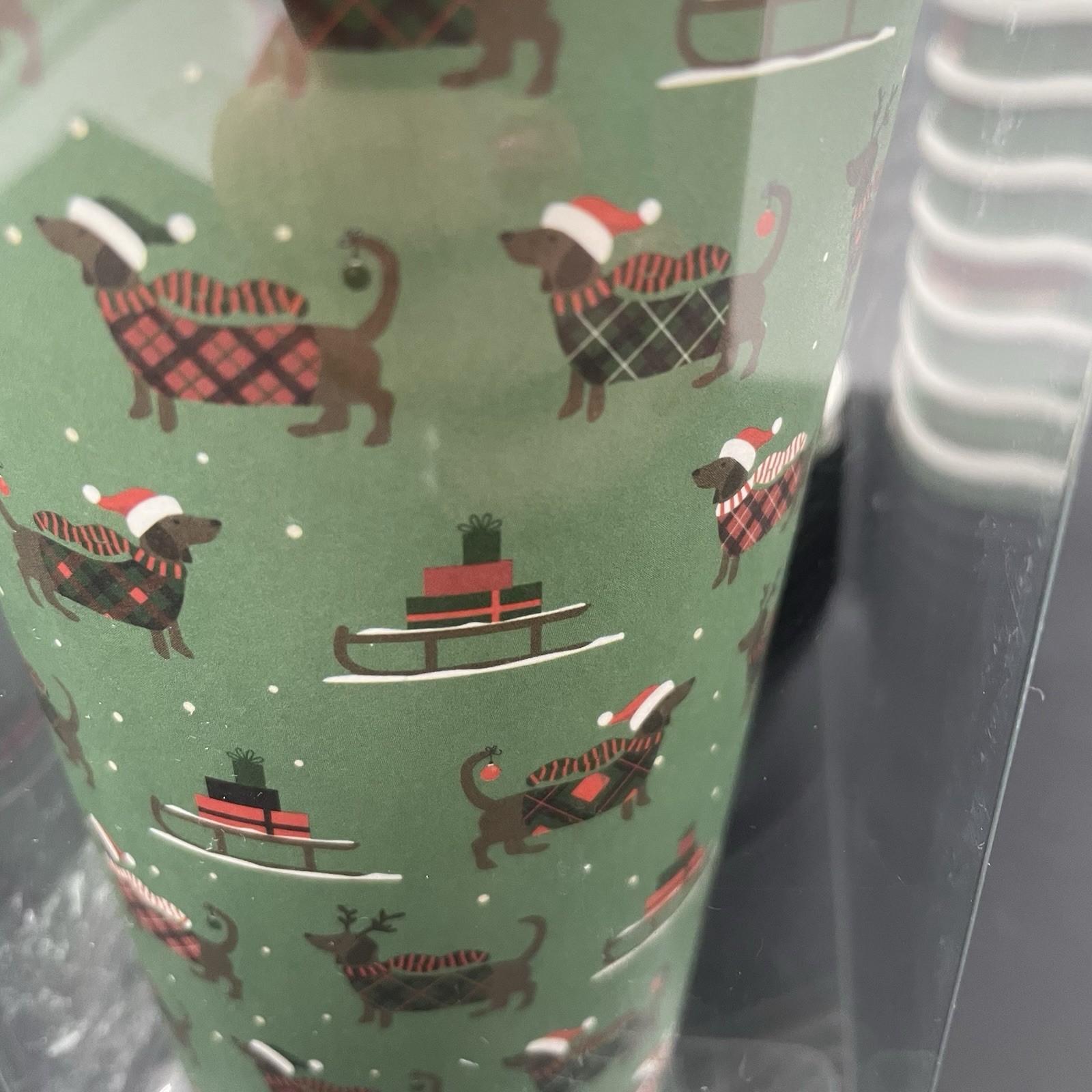 16 Dachshund Christmas Holiday Travel Paper To Go Travel Cups w/ Lids 16oz NEW
