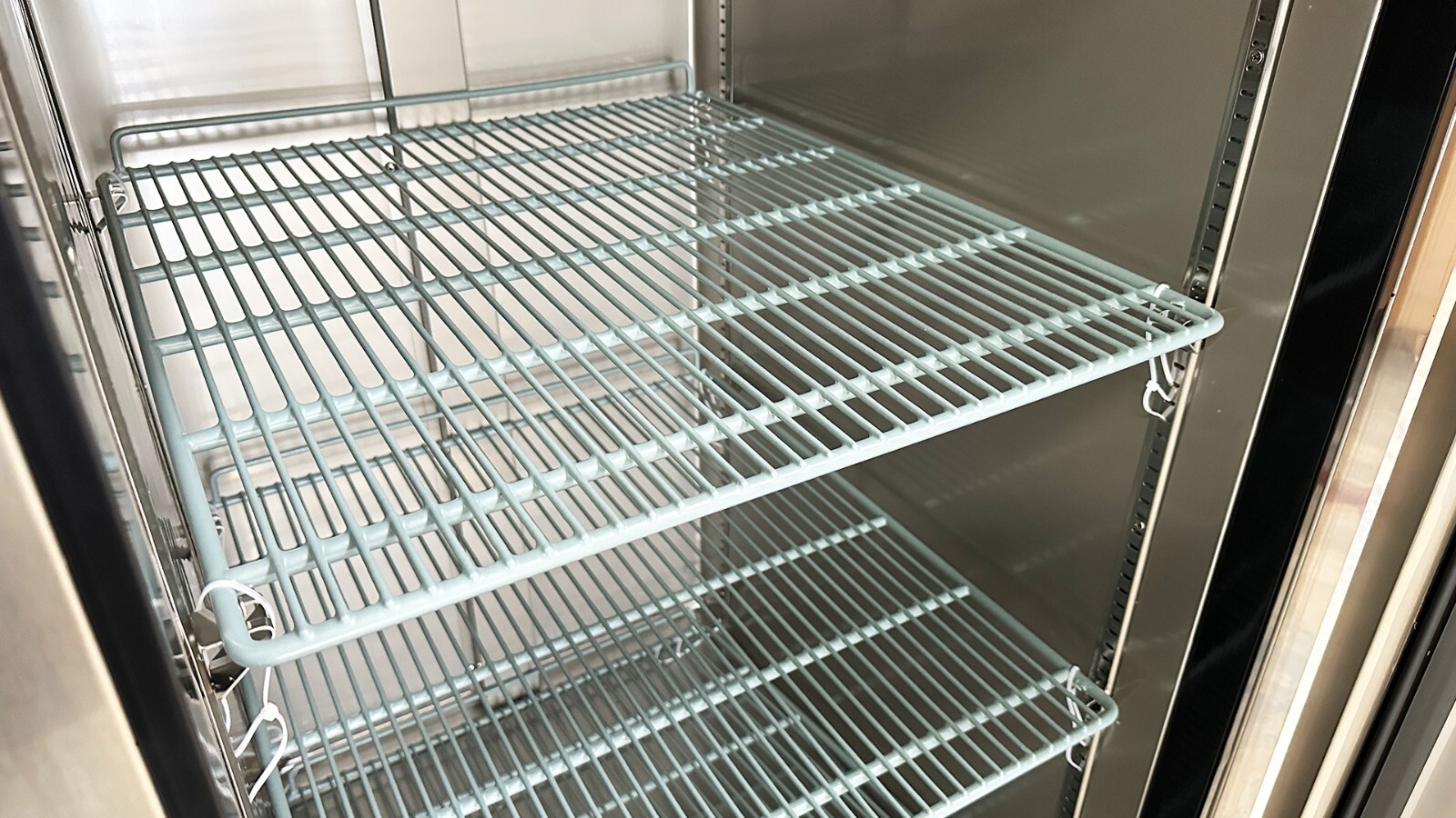 NEW Commercial Reach In Refrigerator Upright Stainless NSF ETL 28″ x 32″ x 80″