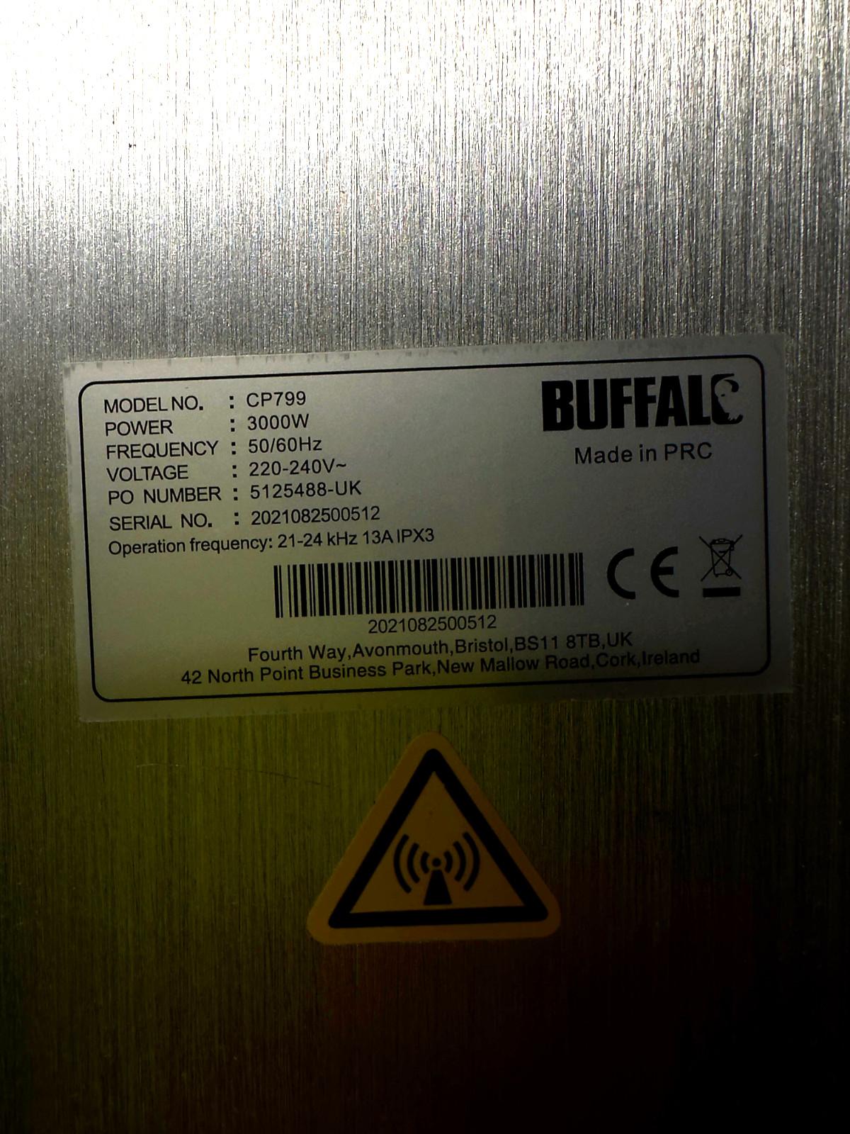 Buffalo CP799 3000W Commercial Induction Hob Single Zone Stainless Steel 220-240