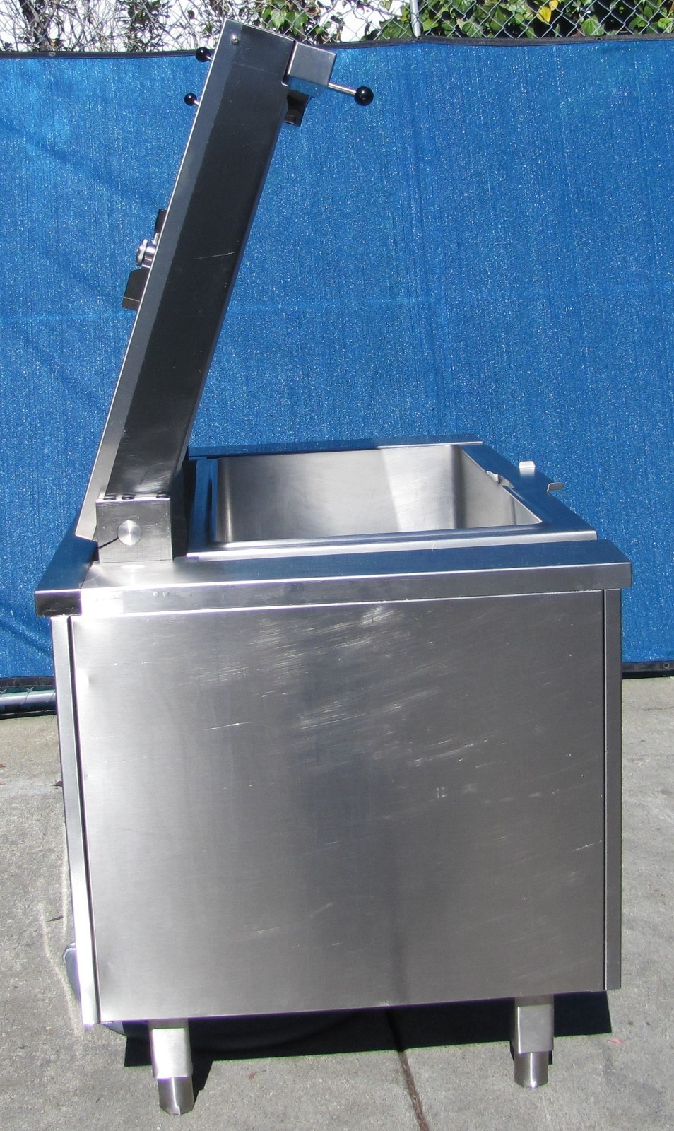 Electrolux 40 Gallon Pressure Bratt Tilt Braising Pan 9CHG583310 480V 3 Phase #2