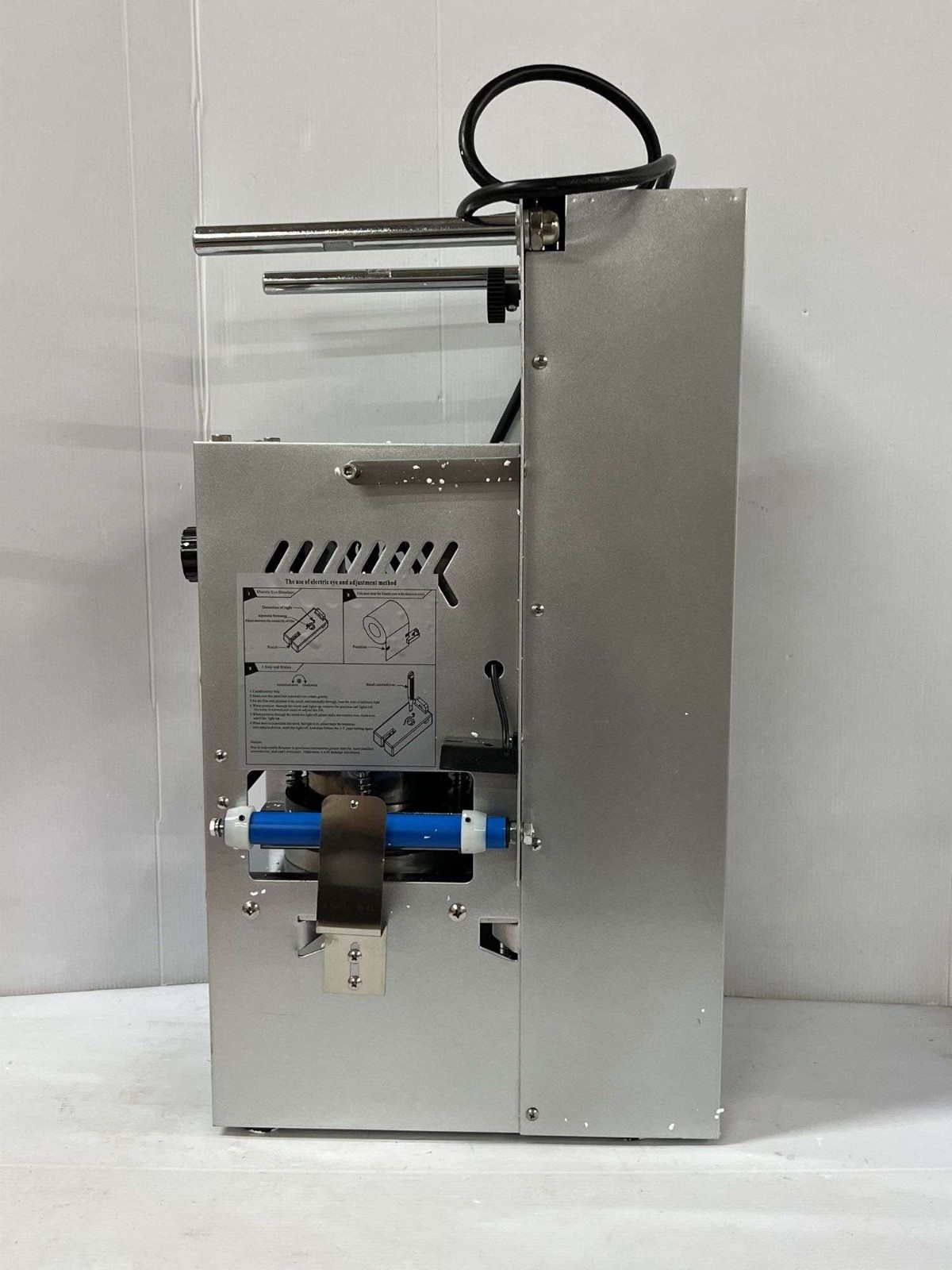 PROFESSIONAL Cup Sealing Machine, Semi Automatic Cup Sealer Machine 500-Cup hr