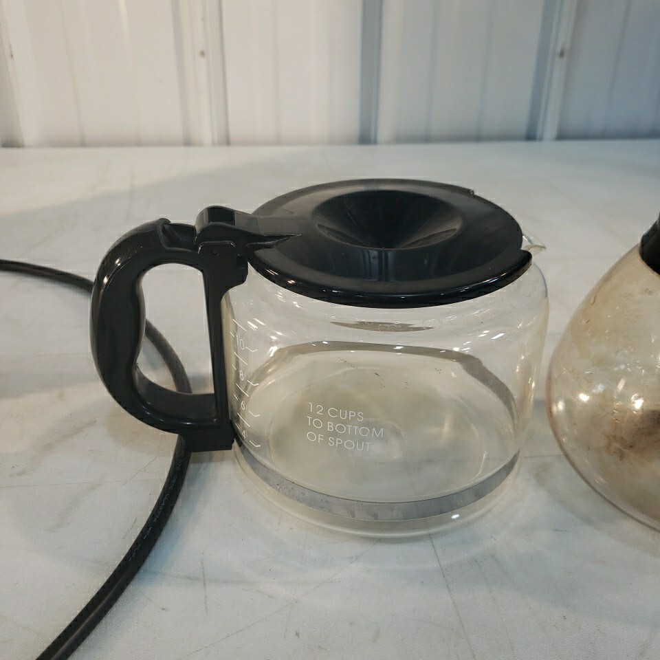 BUNN VPR 33200-0000 2 Pots & 2 Hot Plates- MISSING FILTER HOLDER