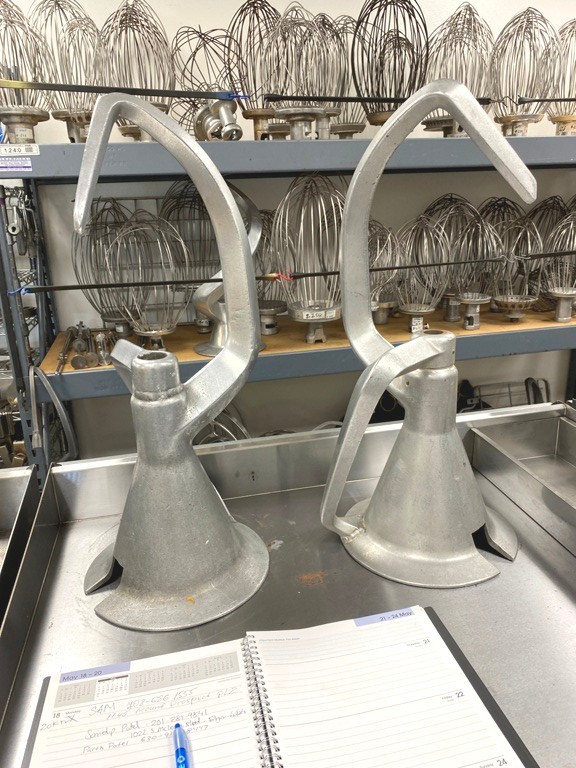 Mixer Attachment/Hobart Original Bowl SCRAPER V-1401-80-NSF8 / 140 Quart /New