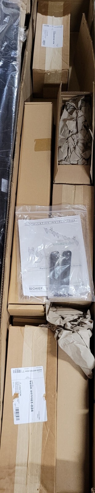 Chief LWM3X1UP Fusion Large Wall 3×1 Menu Board Hardware Mount