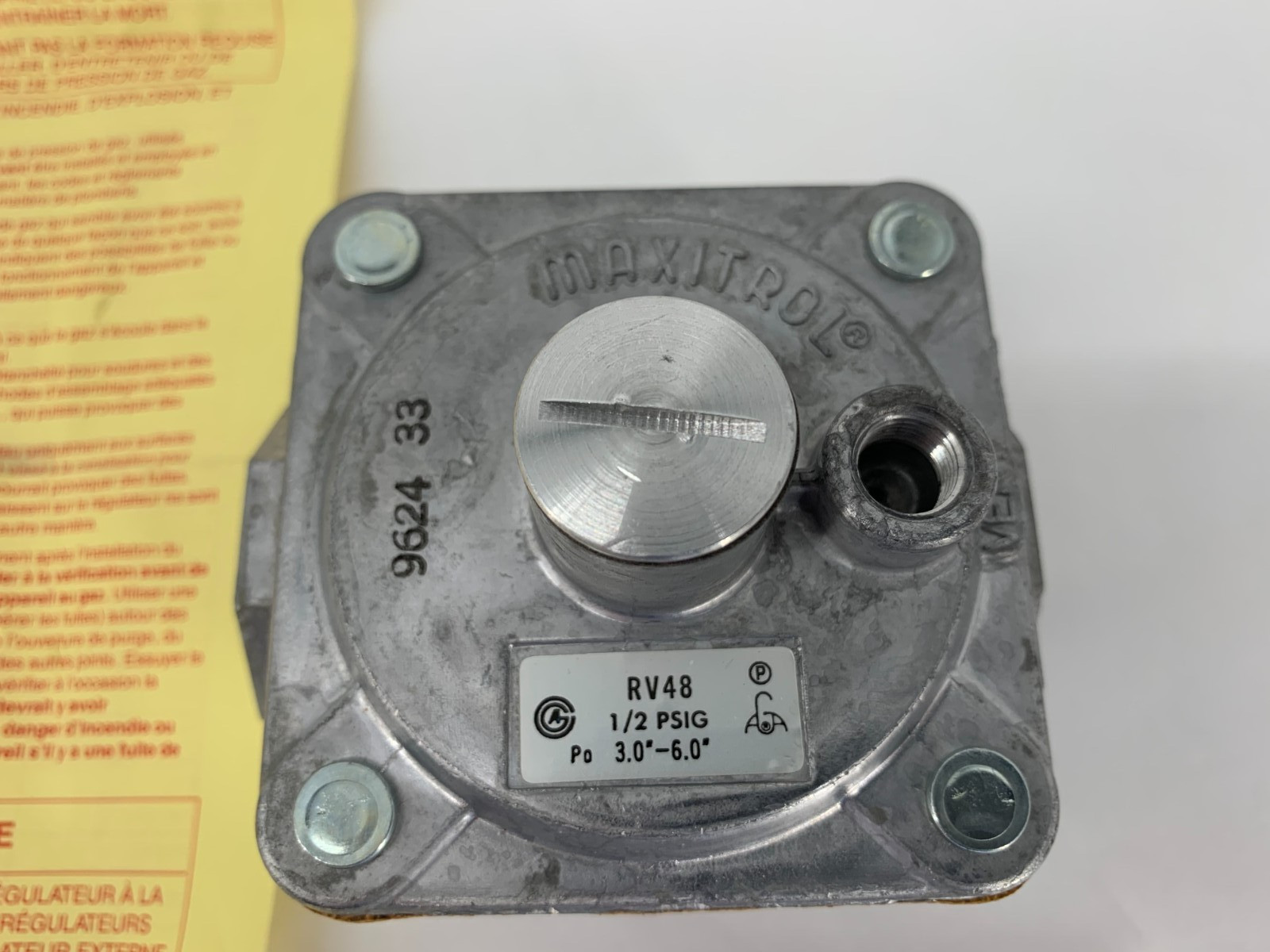 Maxitrol RV48-3/4 3/4″ Gas Regulator 1/2 PSIG Inlet Pressure 3.0″ – 6.0″