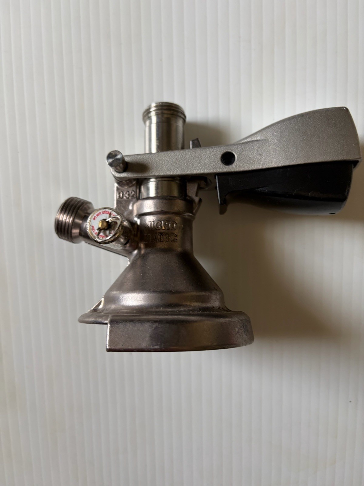 Micro Matic Slide-on Beer Keg Coupler with Lever Handle-SK 184.04 B32