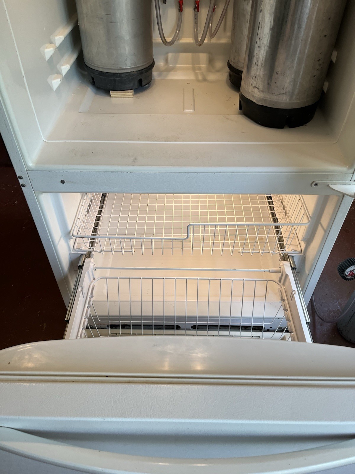 Whirlpool Commercial Kegerator 3 Taps 3 Kegs White Converted Refrigerator