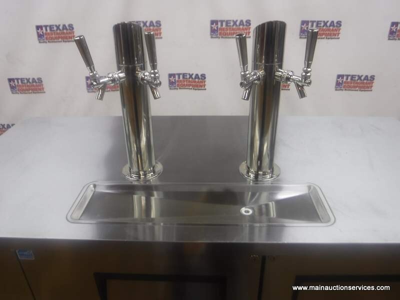 True TDD-2-5-HC 59″ 2 Door Beer Dispenser Year made 2021