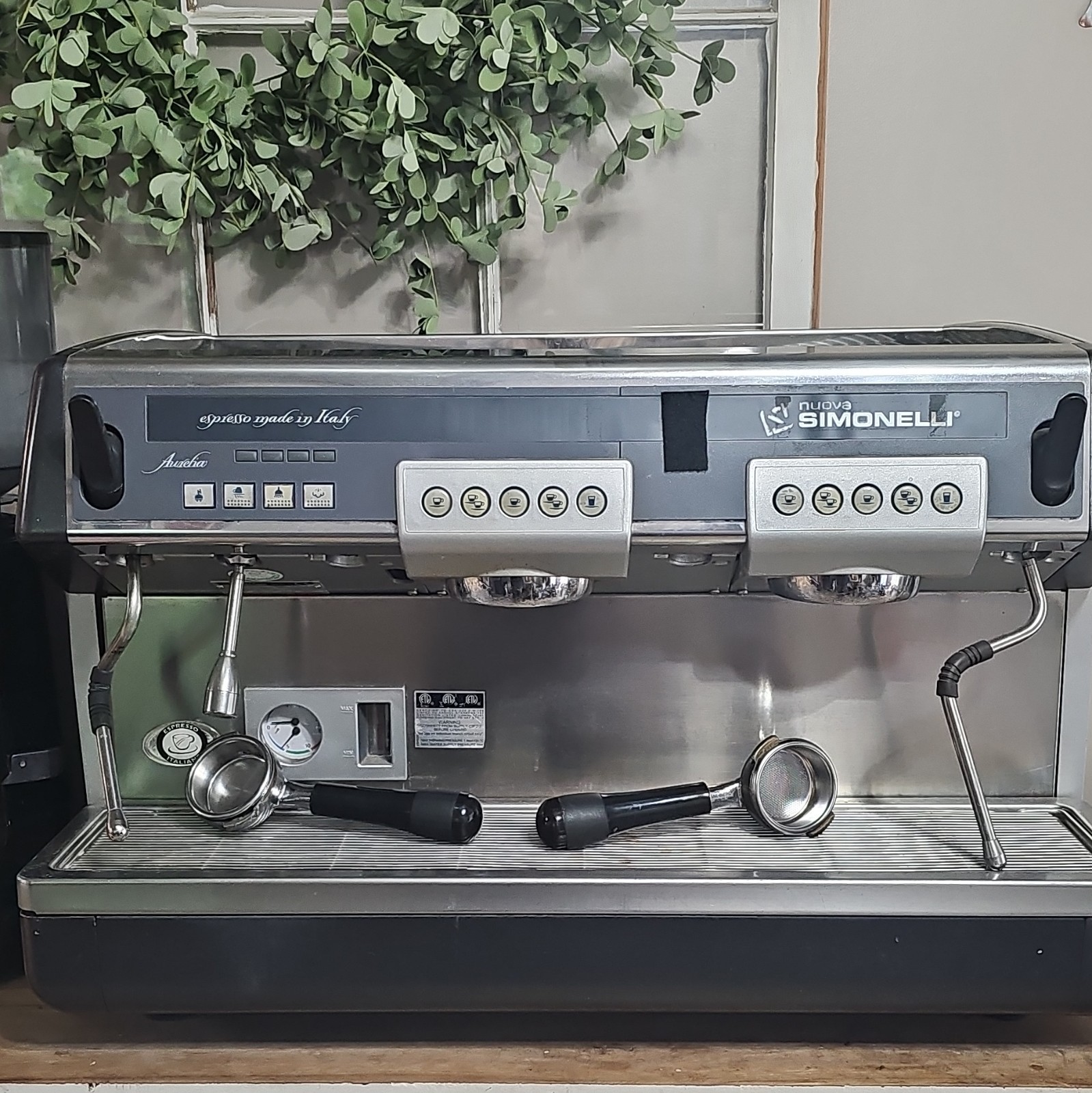Nuova Simonelli Aurelia Commercial Automatic Espresso Machine, Dual Voltage, Gr…