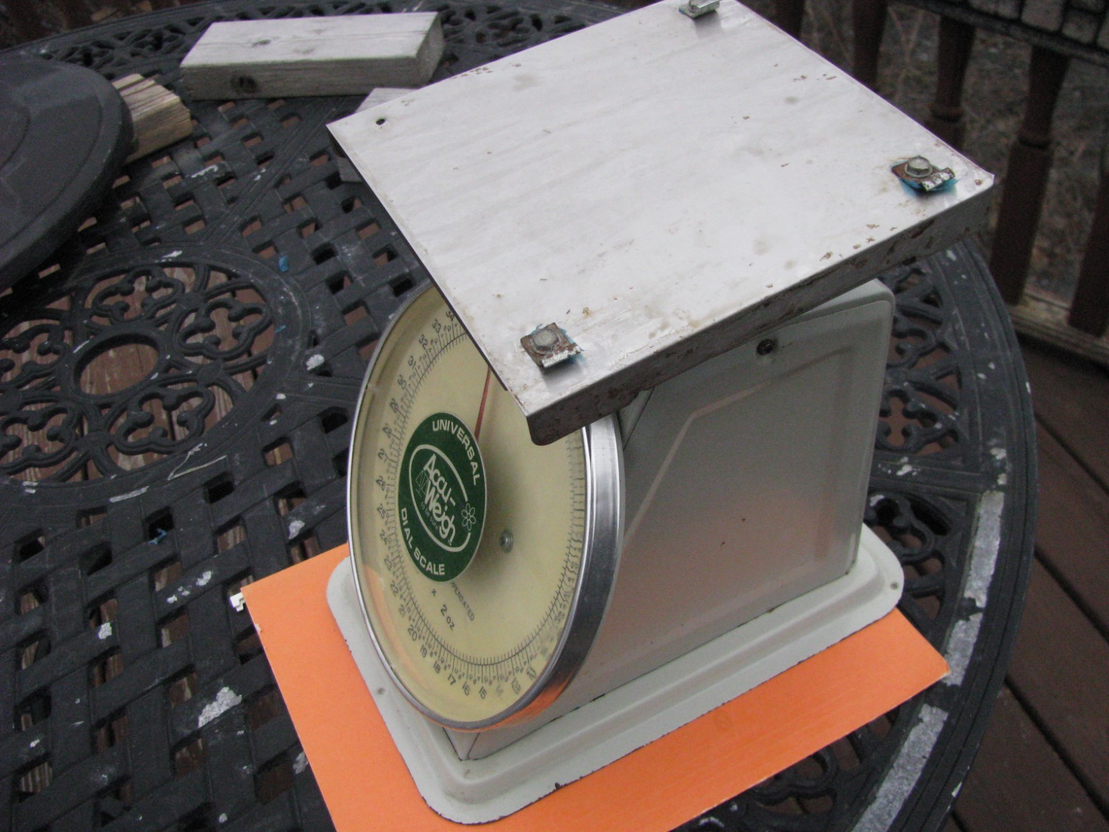Accu-Weigh Dial Scale, Range: 0-40 Lbs., Top Dimensions: 7.5″ x 7.5″
