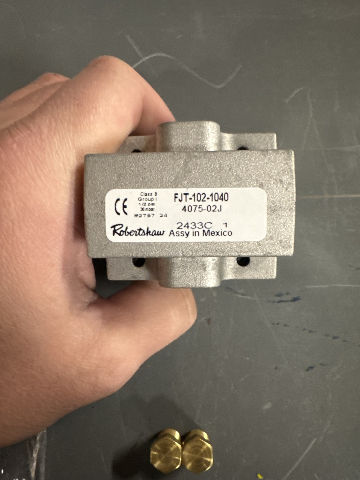 Gas Solenoid Valve 3/8″ FPT 110/120V American Range Cleveland Skillet 541026