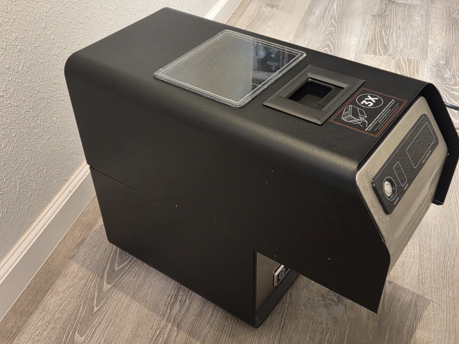 Georgia-Pacific AUTOSLR1 Automated Cup Sealer Beverage Lid Sealing Machine