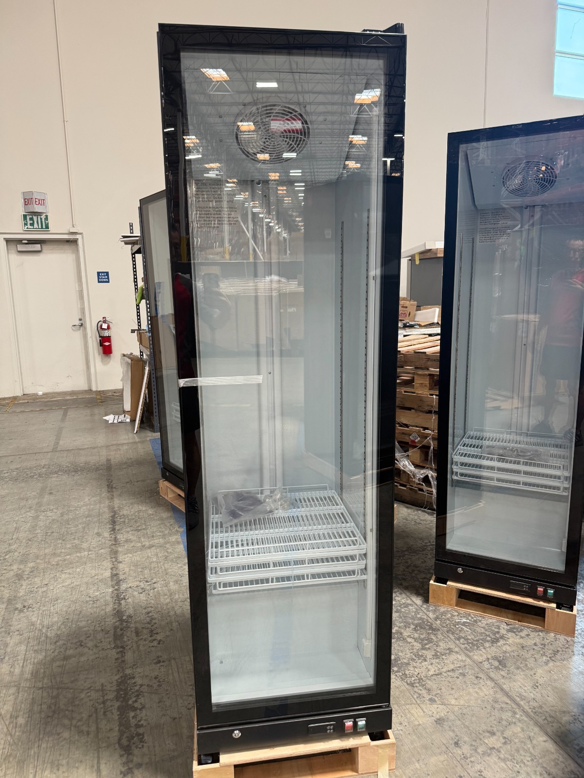 Yeego 22″ Width 12.36 Cu.ft Commercial Display Beverage Refrigerator Cooler