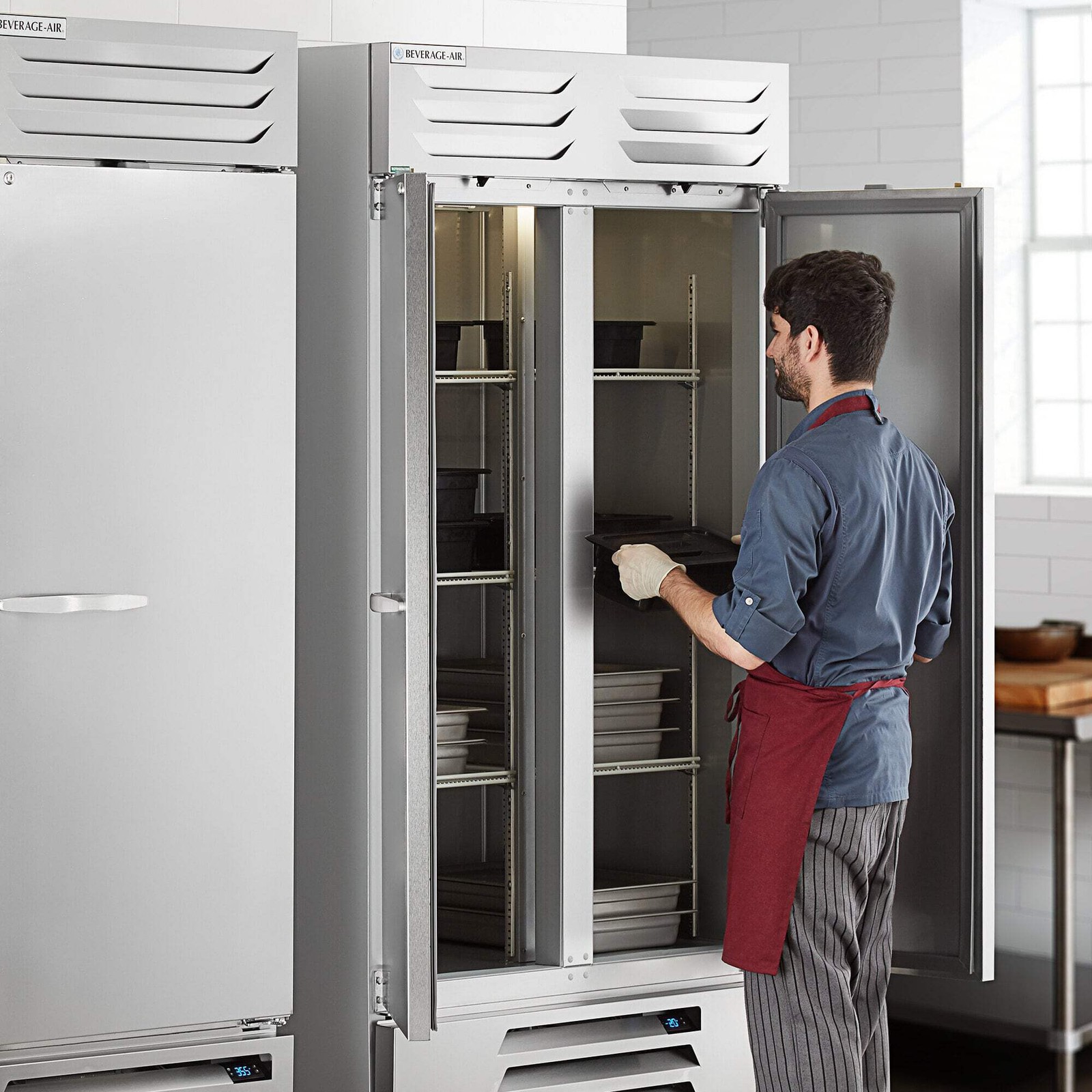 Beverage-Air 40″ Two Section Solid Door Reach-In Freezer