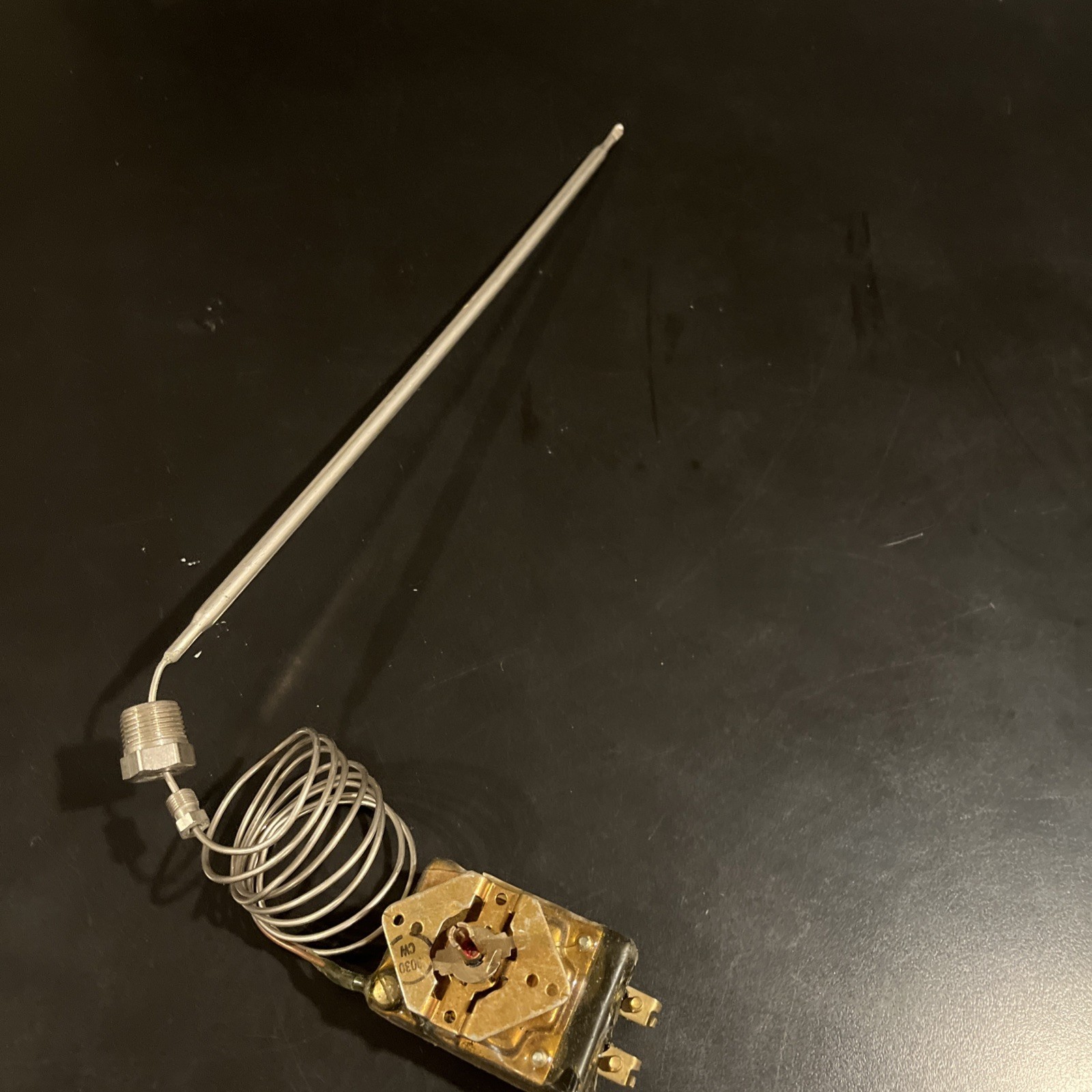 Robertshaw – KX Thermostat (Dip Sealed) 200-400F – KX-65-48