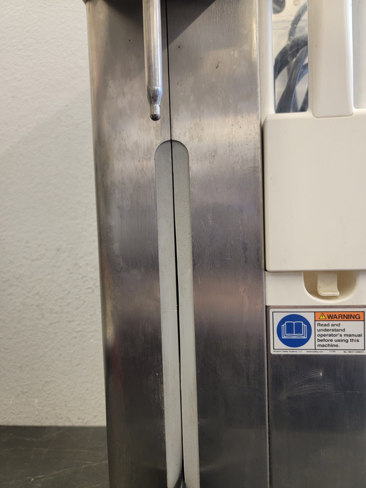 F’real FRLB7 Milkshake Blender Shake Machine Front Door Assembly Freal 👁