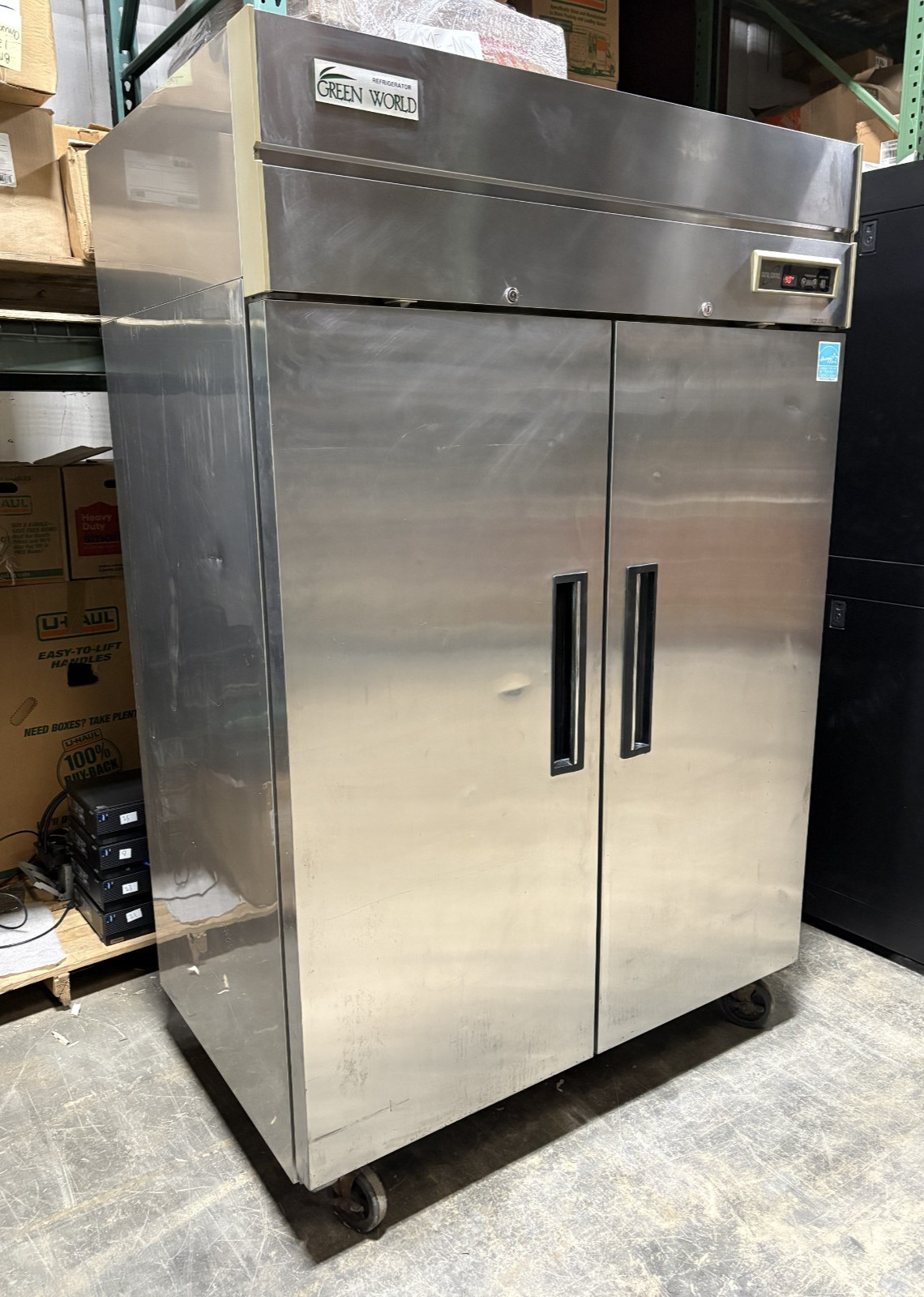 Green World Turbo Air GST-40DR 2 Solid Door 50″ Restaurant Reach-in Refrigerator