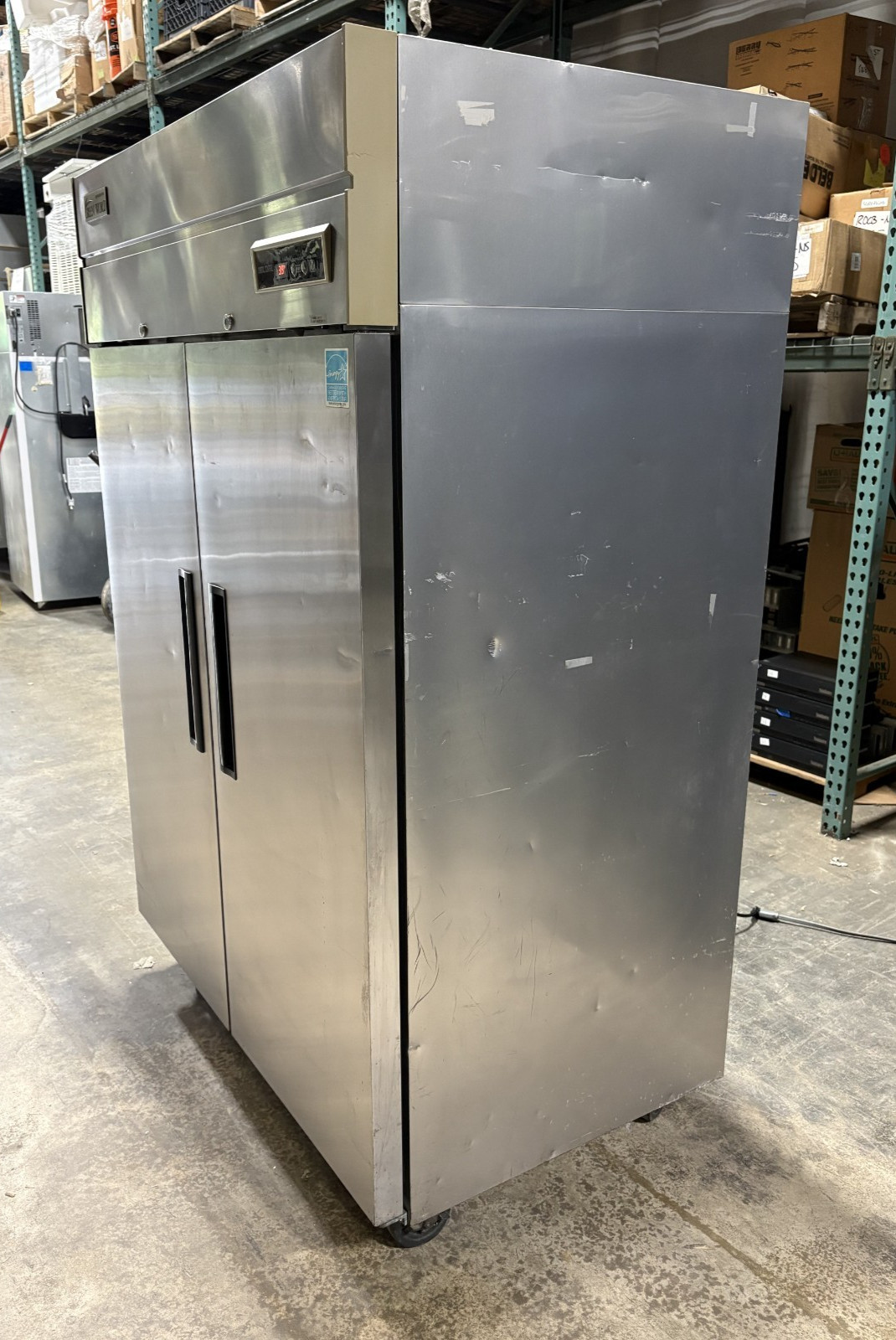 Green World Turbo Air GST-40DR 2 Solid Door 50″ Restaurant Reach-in Refrigerator