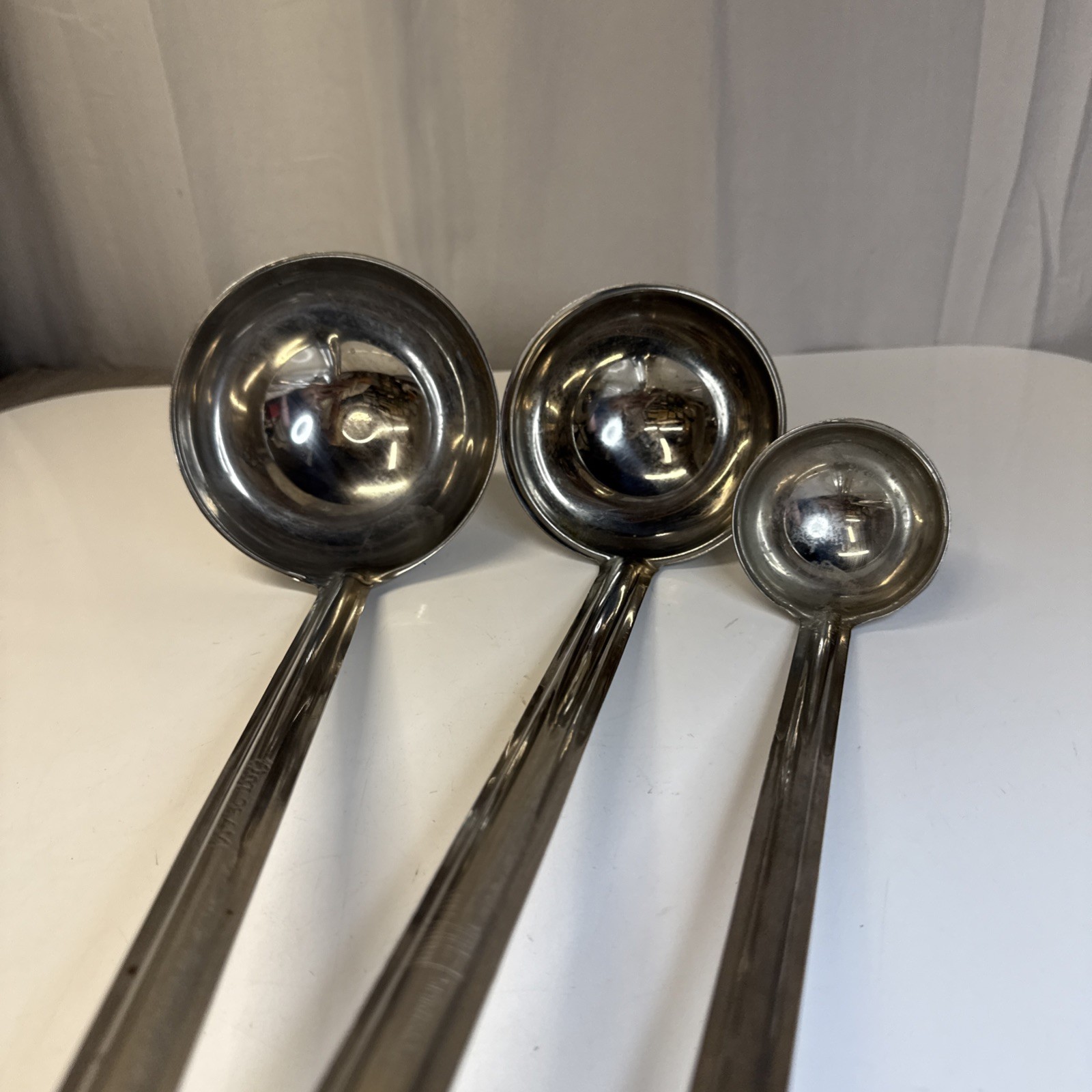 lot of 3 long handles ladles 2-8and 12 oz Unbranded