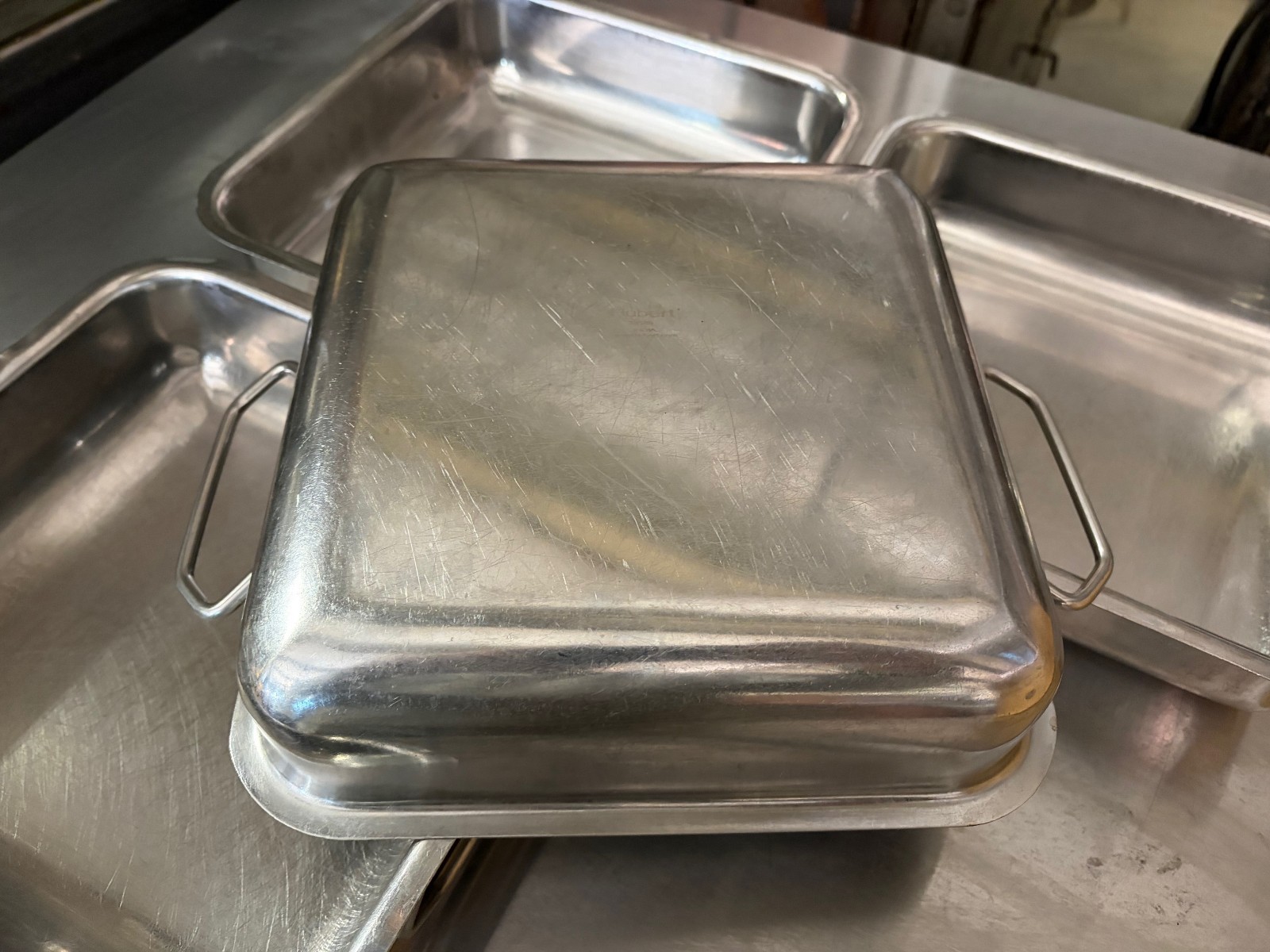4-Pack Hubert 28589 Square Stainless Steel Balti Pan with Handles 10x10x2.5