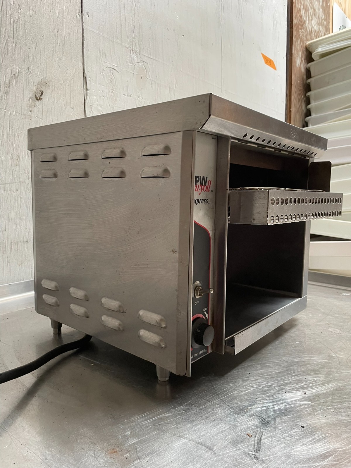 APW Wyott AT-EXPRESS Electric Conveyor Toasters