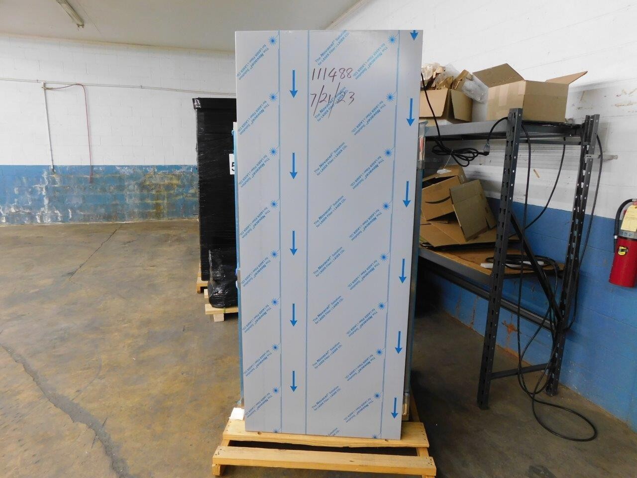 5848 New Aged Inventory Traulsen Door Refrigerator Extra Shelving RHT132WPUT-FHS
