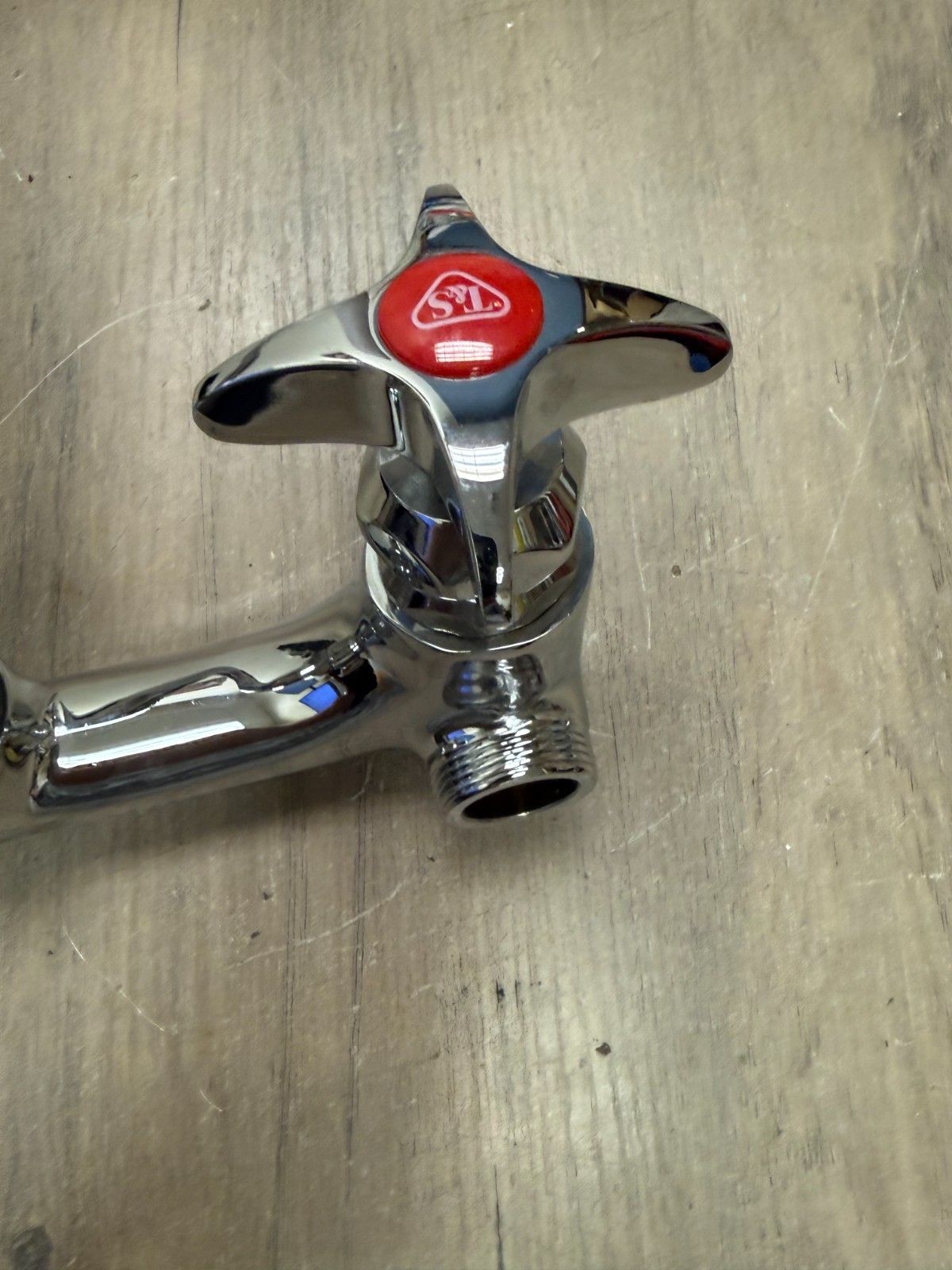T&S SWIVEL WALL MOUNT FAUCET WITH 15″ SWIVEL SPOUT UNKNOWN MODEL