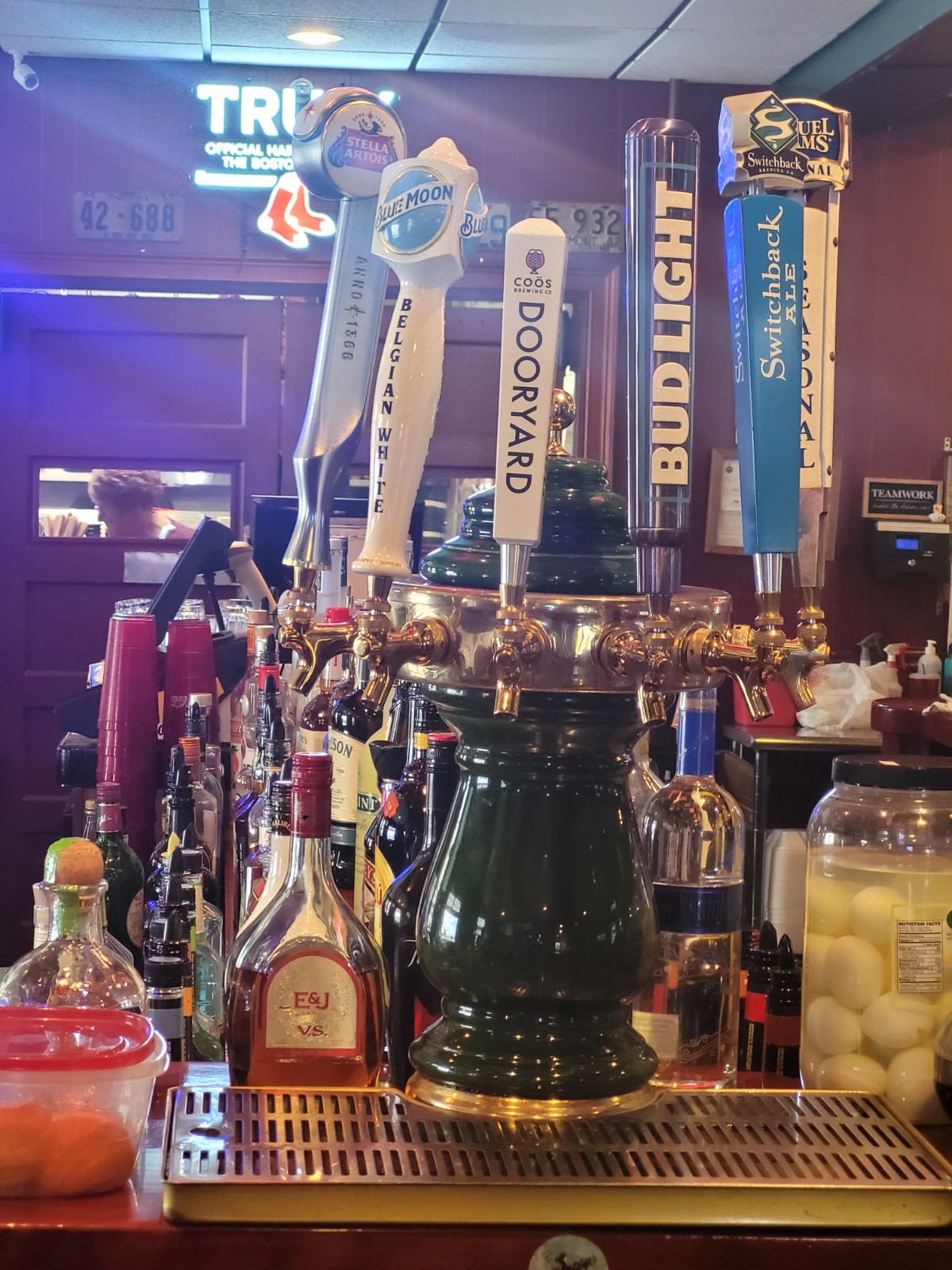 Ceramic 6 Faucet Draft Beer Tower By American Beverage . great focus point