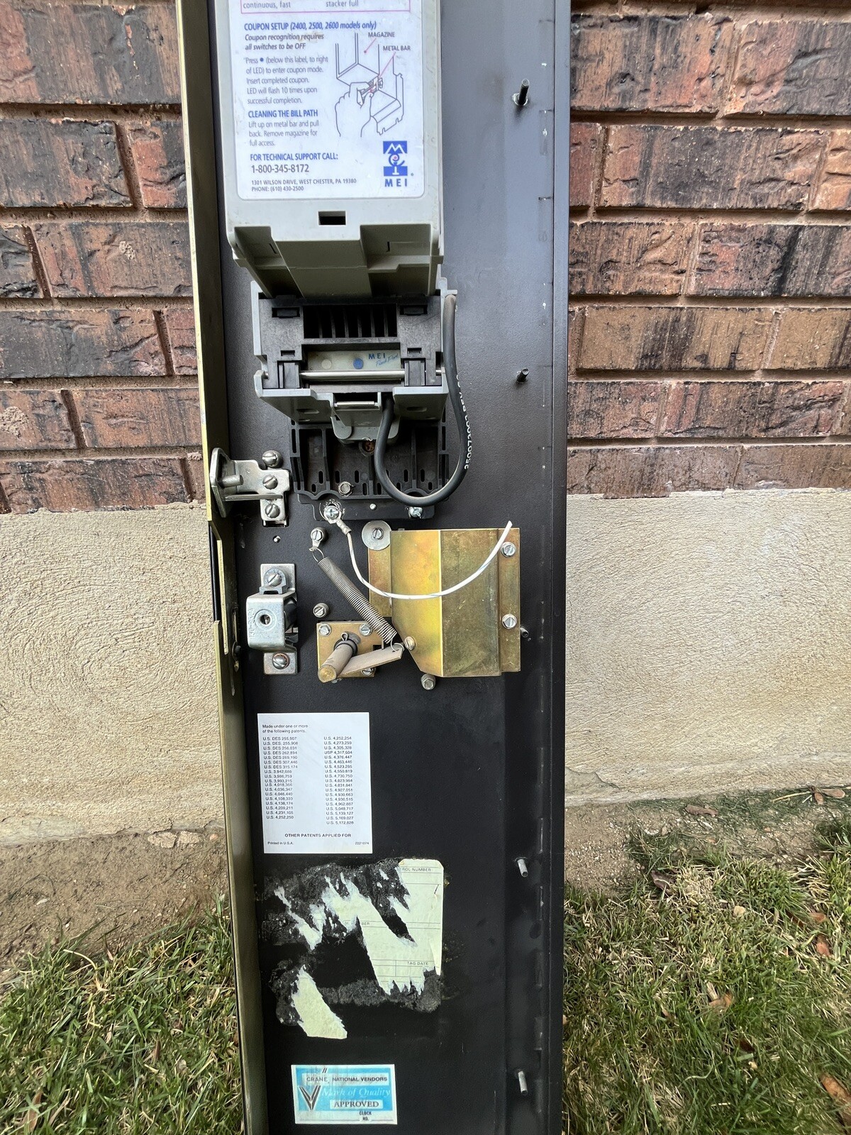 Crane National Vendors 430 Black Door With Lock And Key, Dollar Acceptor 🔥 MEC