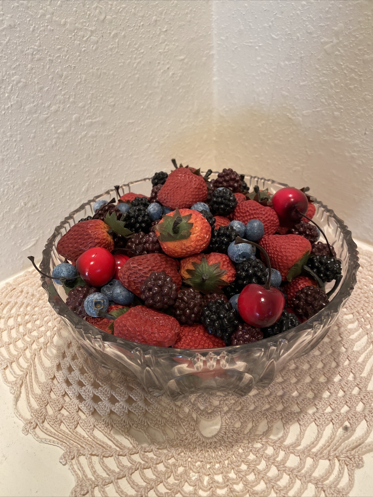 Ceramic Faux Cherries Strawberries Mixed Berries Made In Italy Movie Prop 192 Pc