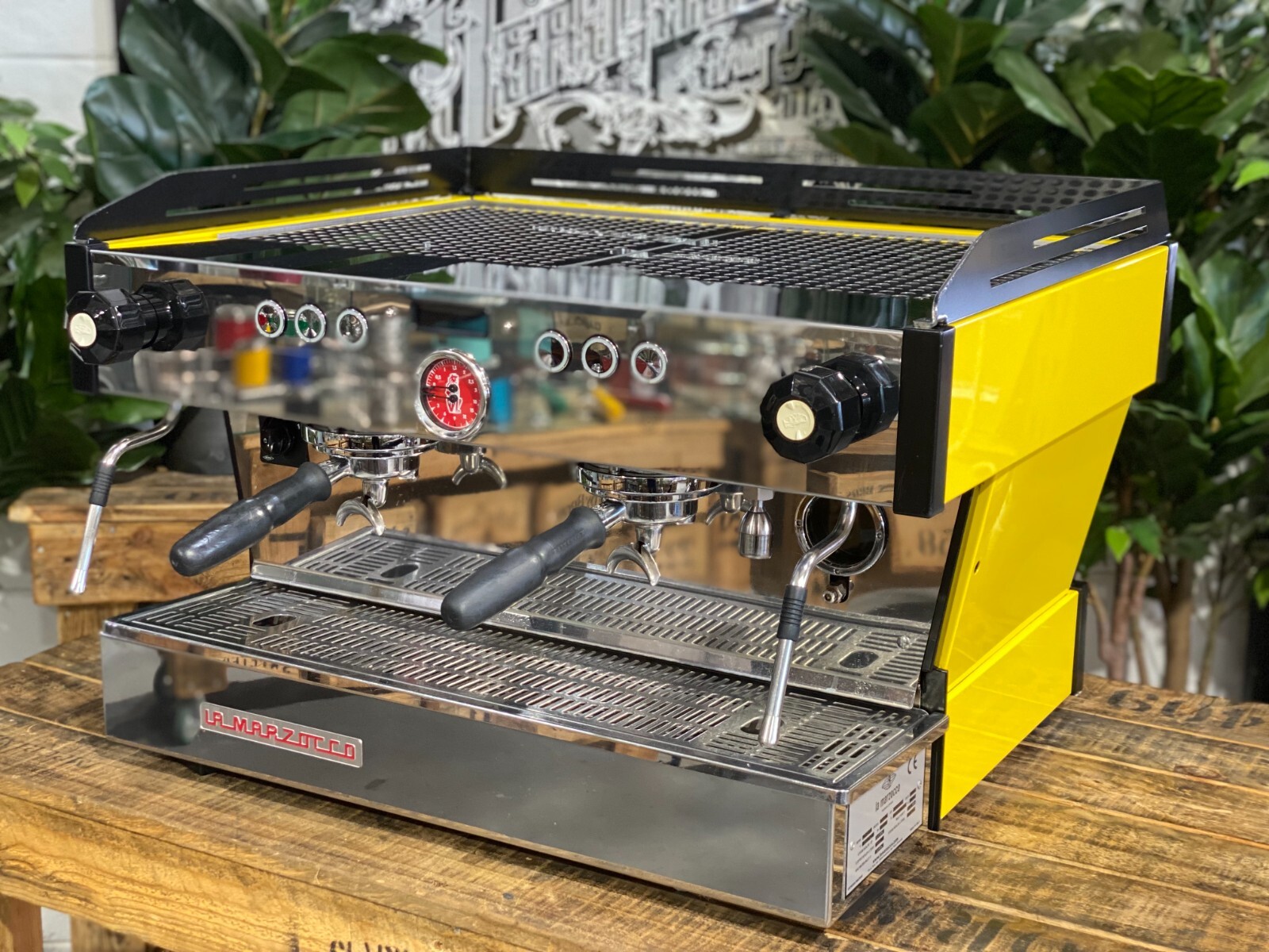 LA MARZOCCO LINEA PB 2 GROUP ESPRESSO COFFEE MACHINE YELLOW & BLACK COMMERCIAL