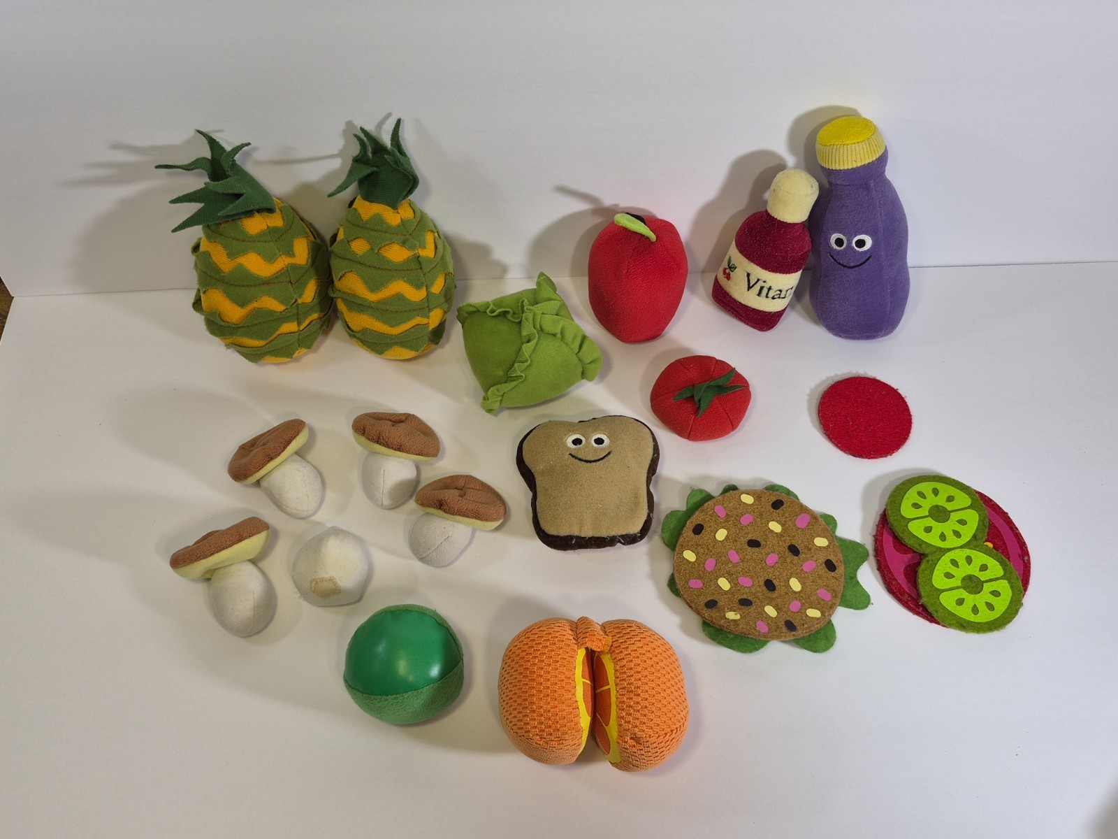 Soft Kids Cloth Fake Food 18 Piece Lot – Childrens Toy
