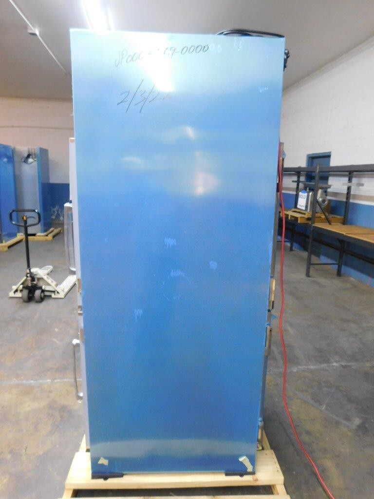 5064 New Aged Inventory Traulsen Split Glass Door PT Refrigerator RHT132WPUT-HHG
