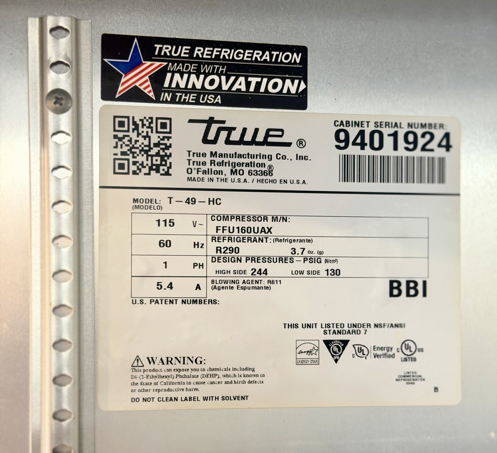 True T-49-HC Reach-In Refrigerator, 2-Section, Solid Door, 2 Door, 49 cu ft