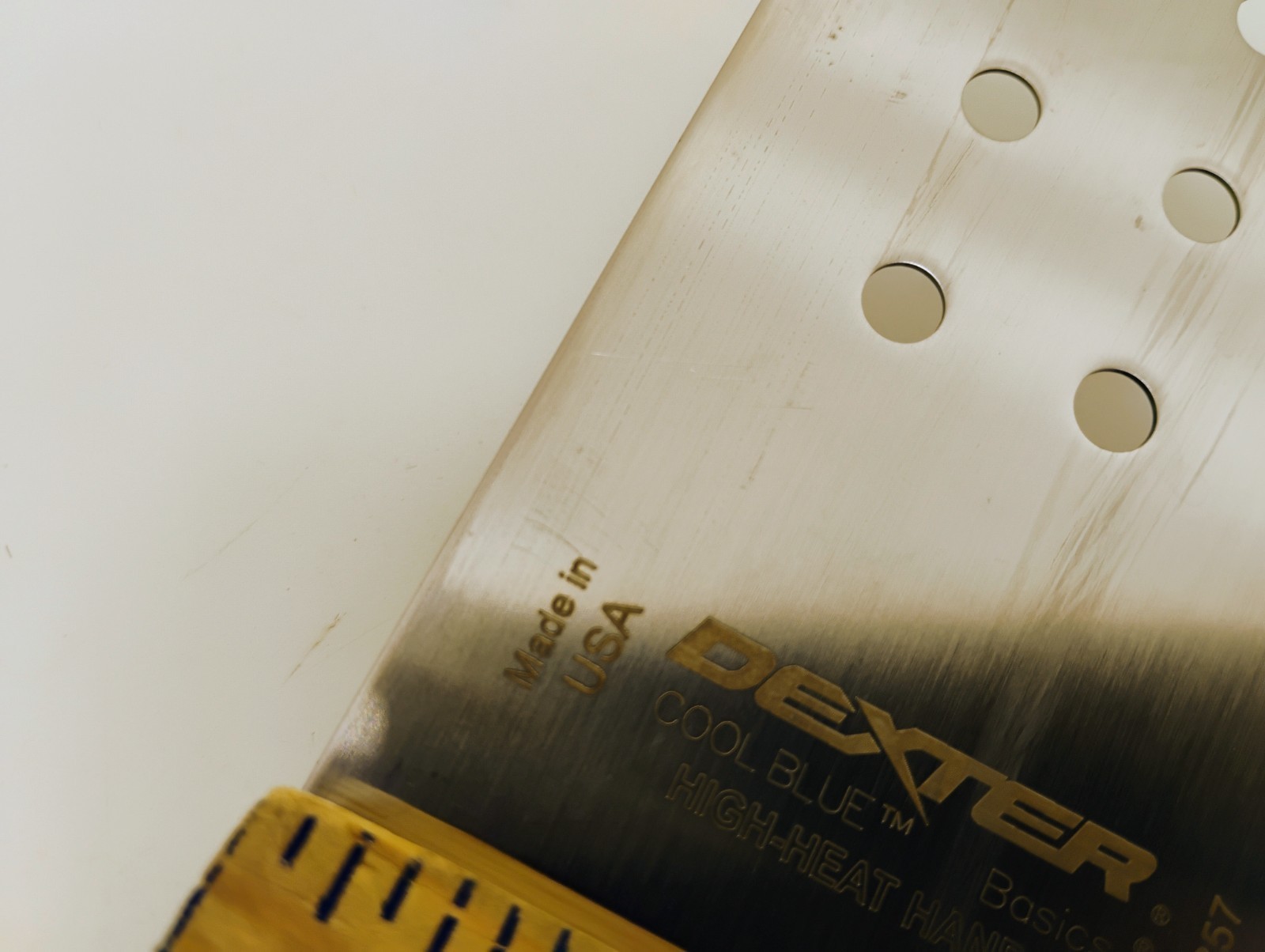 Dexter USA Perforated Hi Heat Handle Turner Spatula 8X3 Blade P94857 Factory2nd