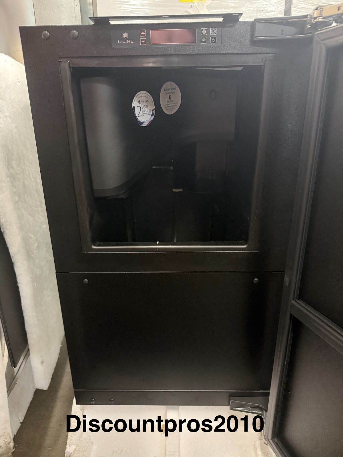 U-Line U-3018CLRINT-40C 18″ Clear Ice Machine — NEW / OPEN BOX