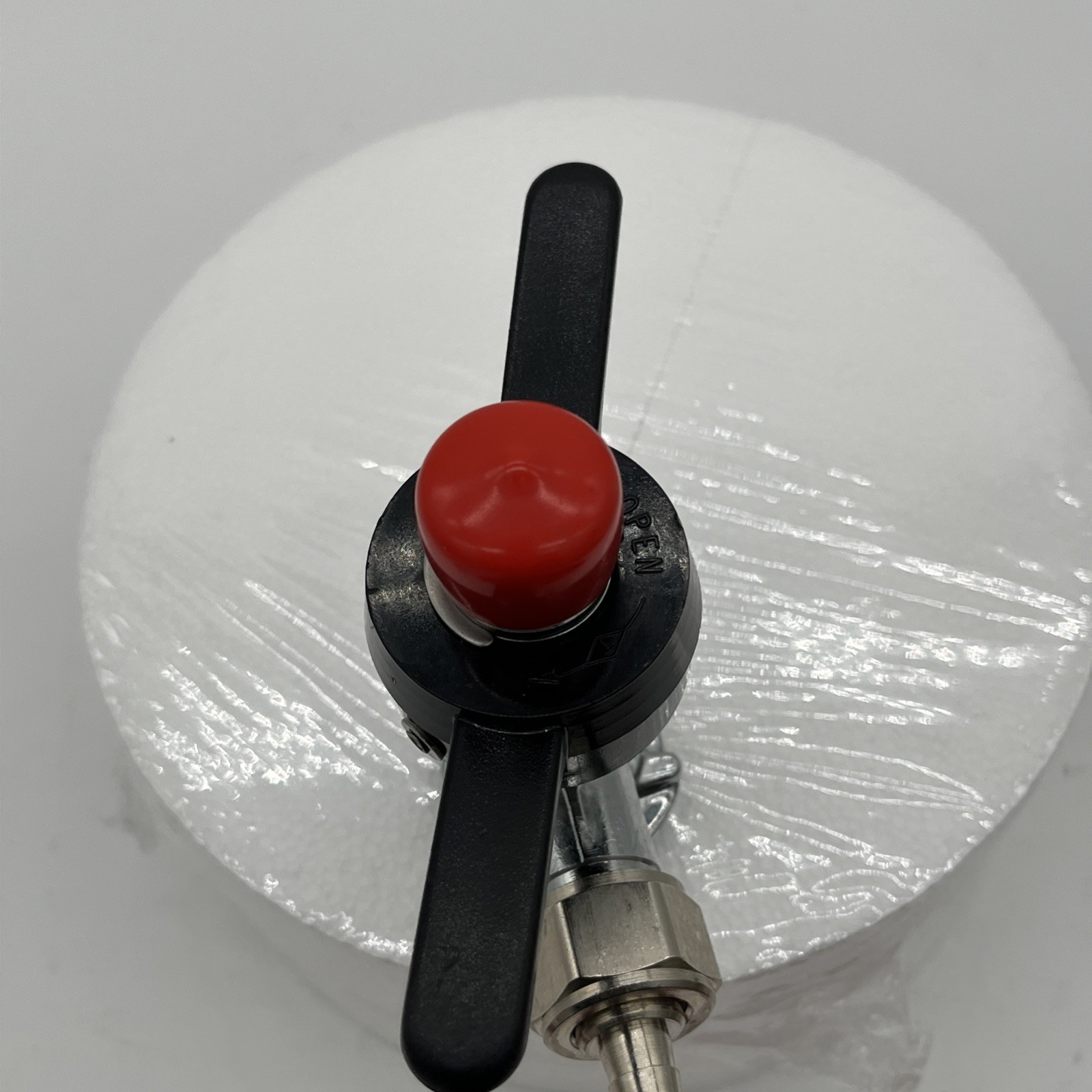 Plastic Wing Handle Fast Tap Keg Coupler . Mint Condition