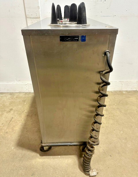 LAKESIDE 6300, 3 COMPARTMENTS, REGULAR HEATED 5″ PLATE DISPENSER CABINET
