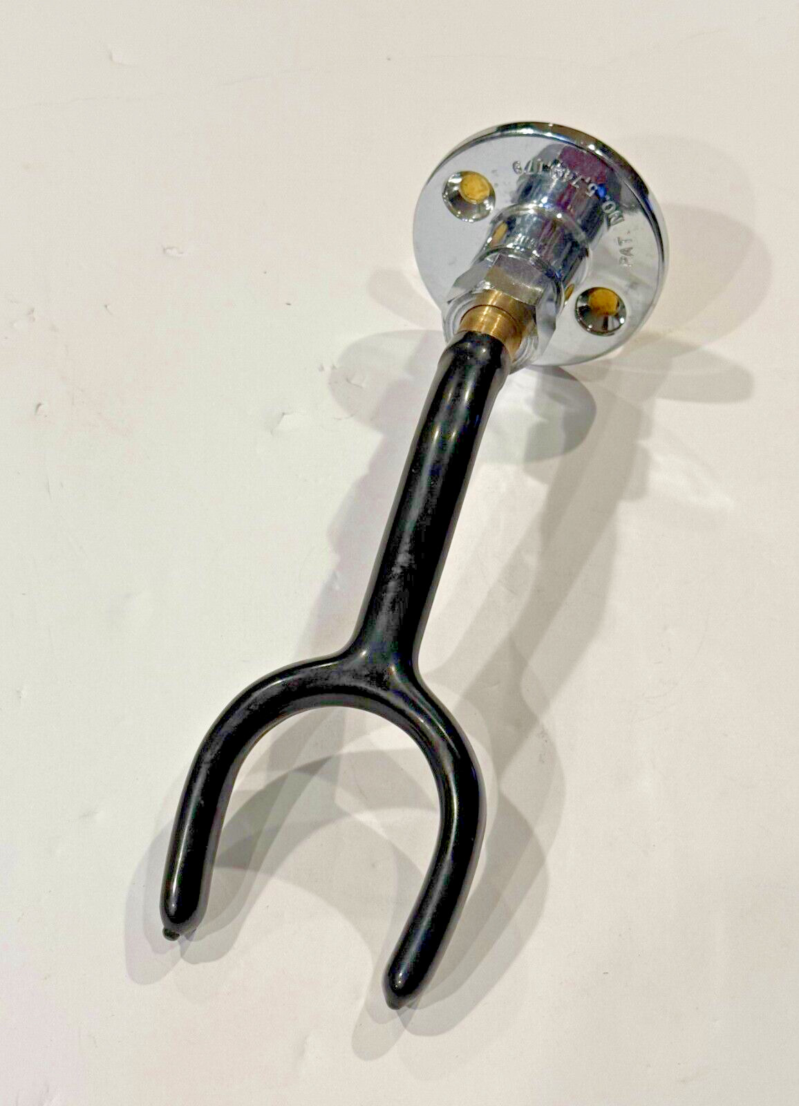 ENCORE CHG PVC WALL HOOK ASSEMBLY FOR UTILITY SPRAY K50-Y012